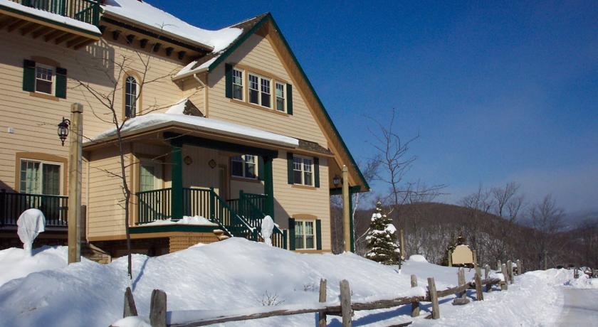 Cap Tremblant Mountain Resort Mont-Tremblant Exteriör bild